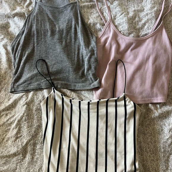 Assorted Women's Tops Collection - Picture 3 of 9